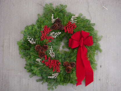 Wreath 22" with bow & hook